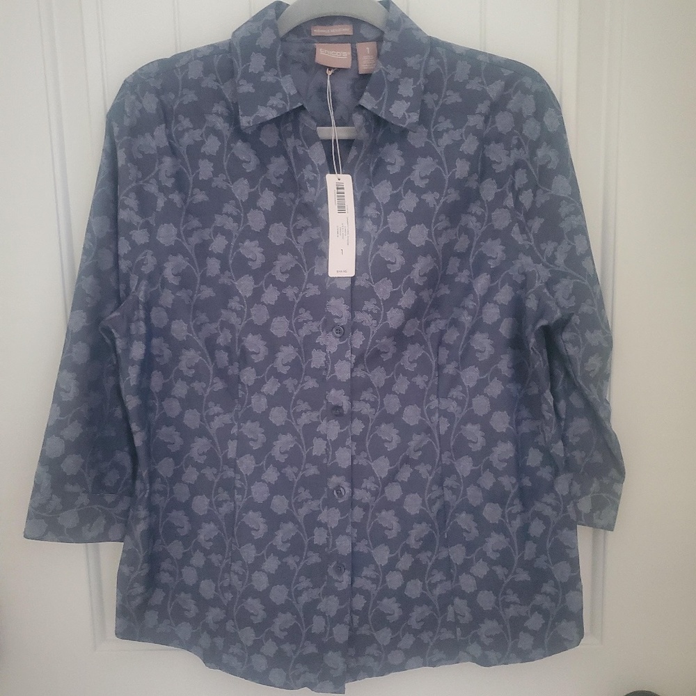 NWT CHICO'S CHAMBRAY FLORAL JACQUARD LORENA BLUE TOP SIZE 1 (8-10)